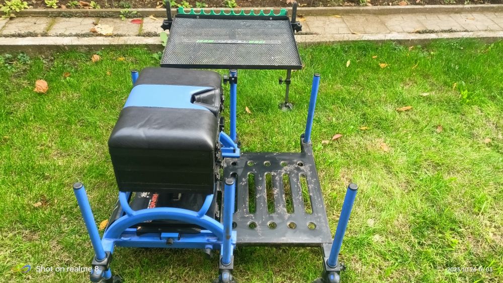 Платформа за риболов с маса