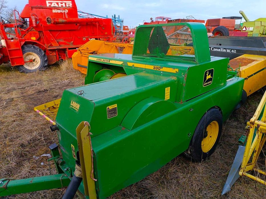 Presa balotiera John Deere 332 A an 2016 aparate cu bratari  339 349