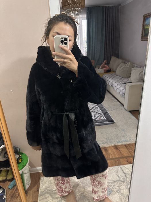 Продам норковую шубу