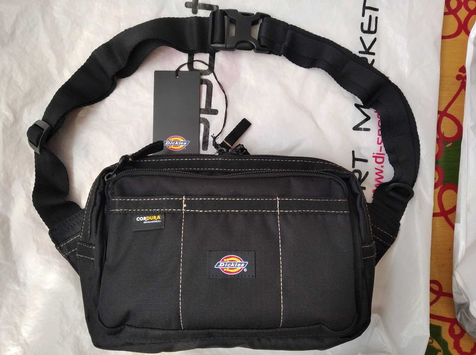 Стильная и удобная  сумка от Dickies. Американский бренд. Новая.