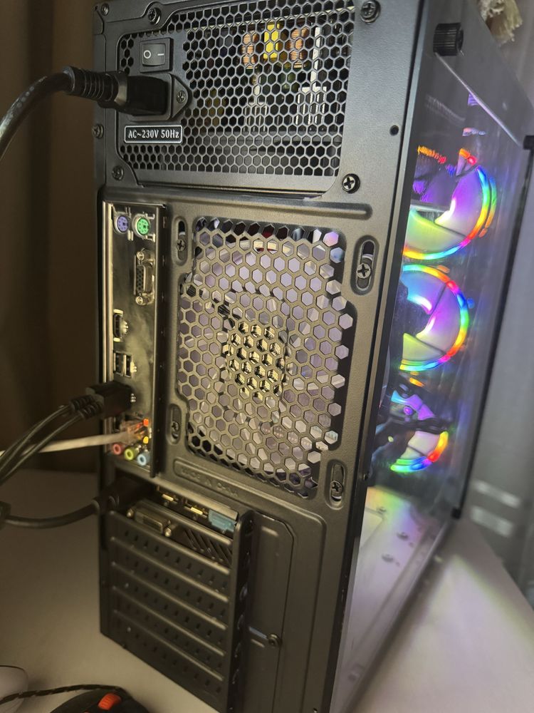PC Gaming I5 10400F , 16gb ram , 1070 8gb vRam, H410M H V3
