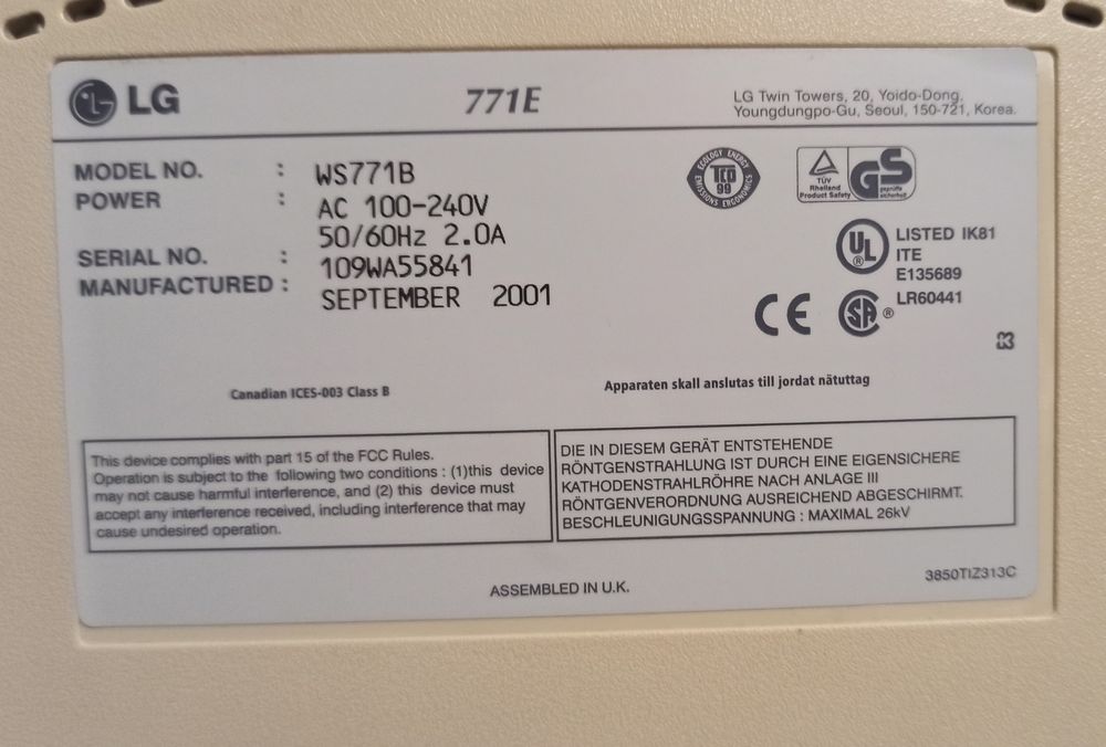 CRT 15/16"(40cm диагонал)LG монитор