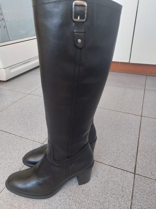 Дамски ботуши,естествена кожа,номер 36,обувани няколко пъти,без забеле
