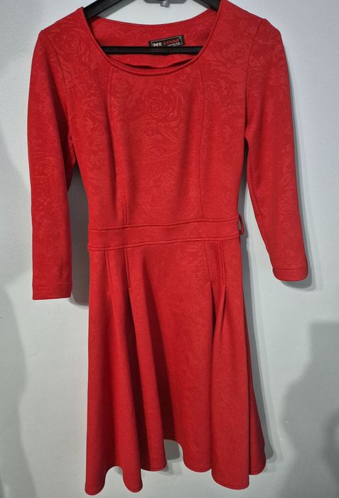 Rochie dama culoare roșie mărime 38