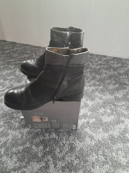Ghete dama piele