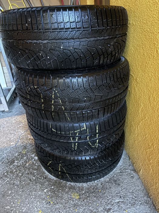 Черни гуми 225/45R17