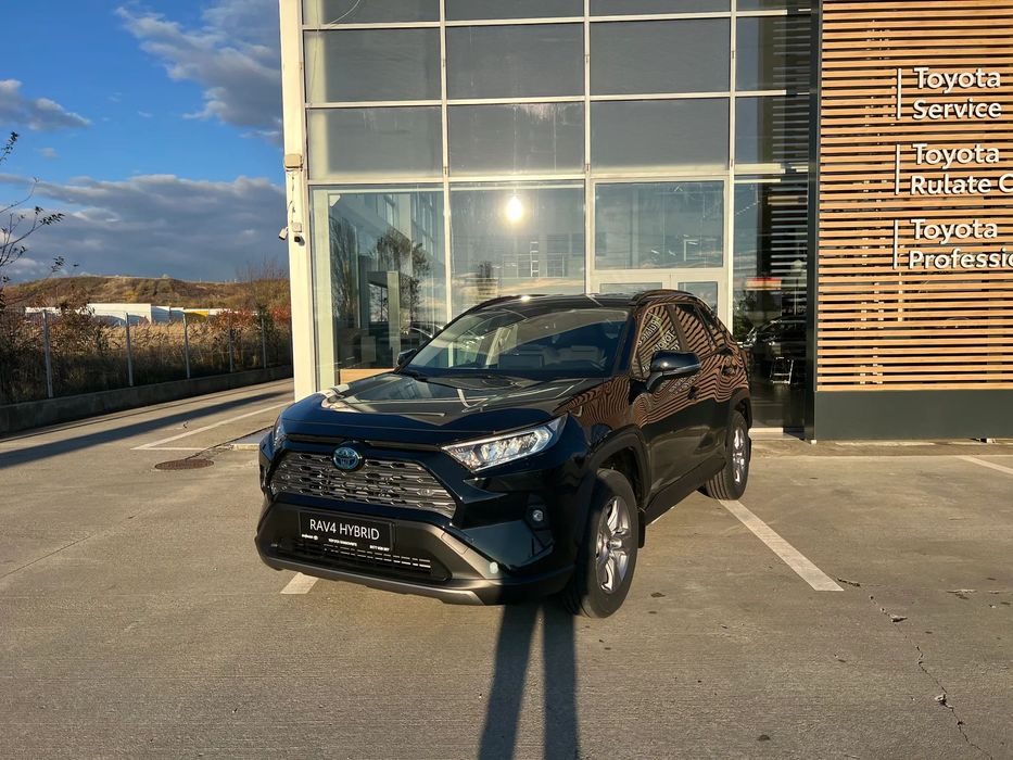 Toyota RAV4 Toyota RAV4 Dynamic 2.5 Hybrid CVT, 222 CP 4X4