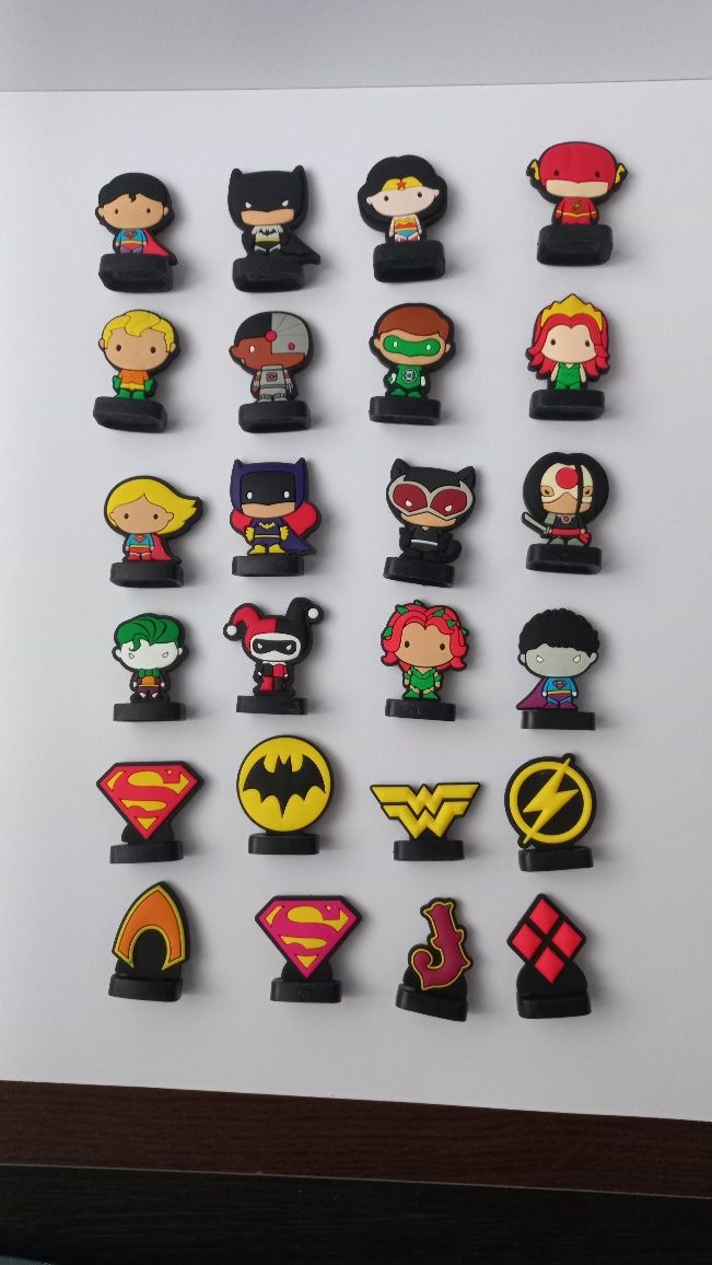 Figurine cu supereroi (set complet de 24 figurine)