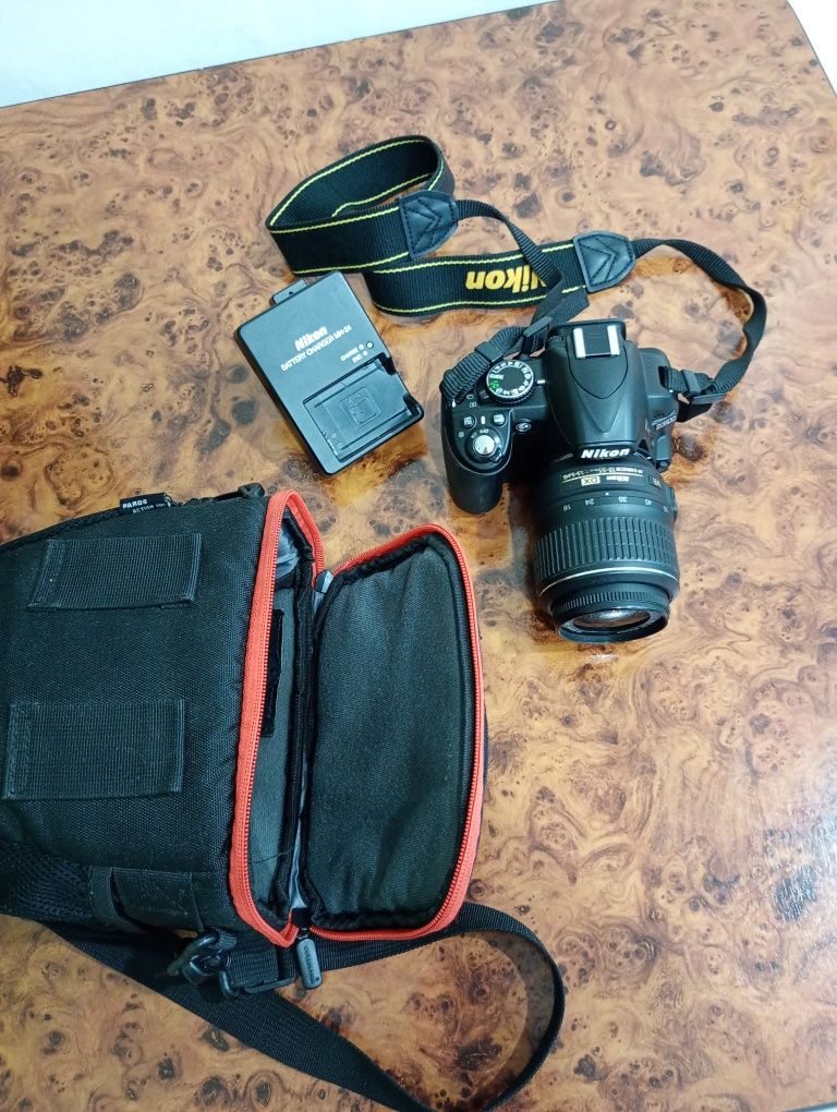 Продам Nikon D3100