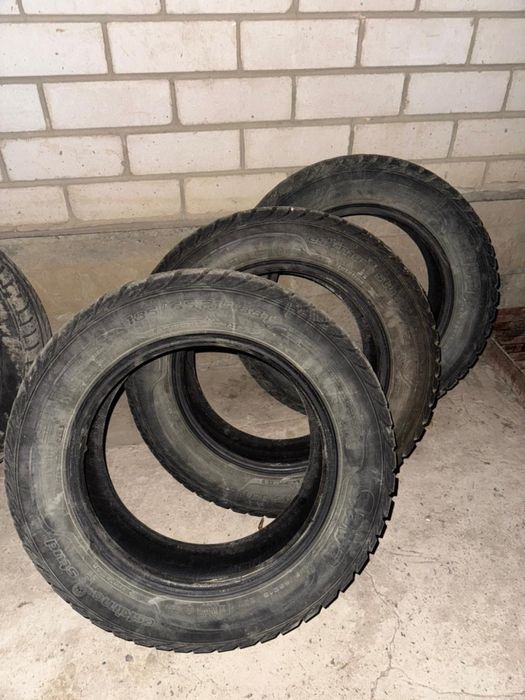 Срочно продам зимние шыны р 15