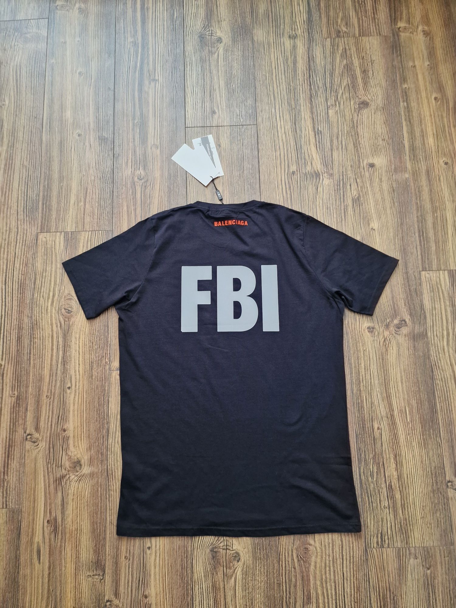 Страхотна мъжка тениска BALENCIAGA. размер S M L XL
