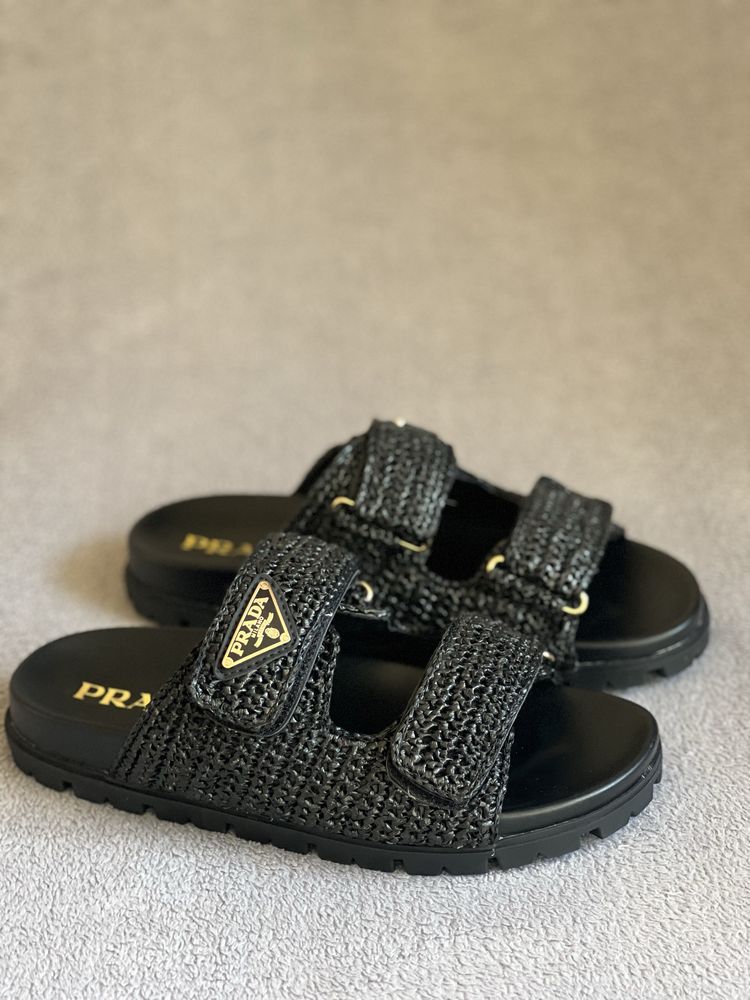 Дамски летни чехли Prada