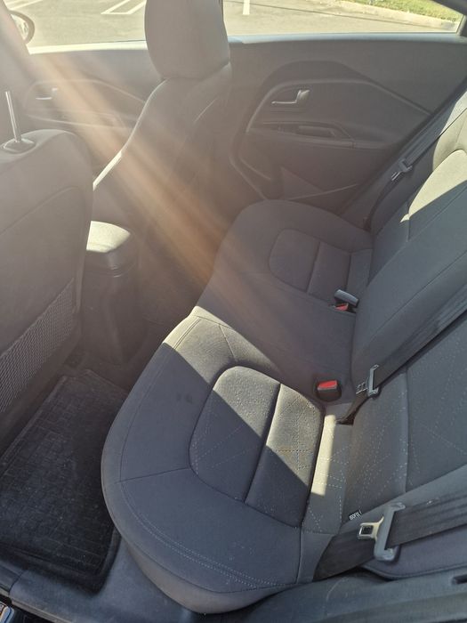 Kia rio 144000 km euro 5 11 crdi  cea mai ful versiune proprietar
