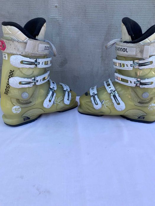 Clapari ski schiuri Rossignol Kiara marime EUR:36.5 Mondo:23.5