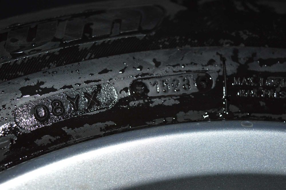 16 цола джанти с гуми за Volkswagen Sharan 7N 215/60/16