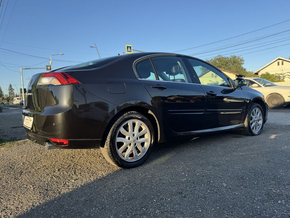 Renault Laguna 2.0 diesel **navi*Euro5*piele**Rate/avans zero