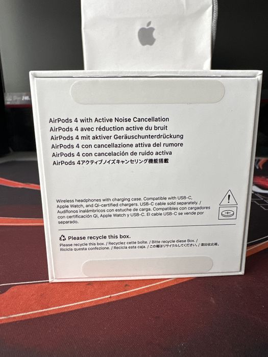 Airpods 4 ANC (Active Noise Cancellation)