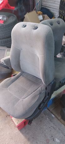 Scaune interior Mitsubishi Pajero Lung 1996>