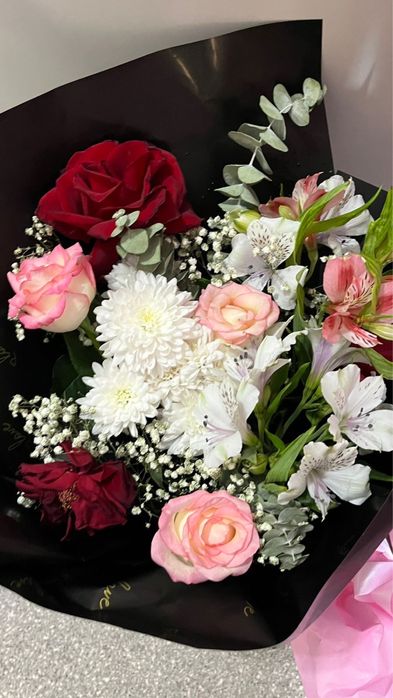 Цветы свежие , красивые