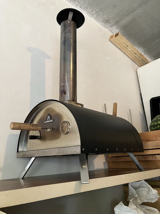 Фурна/Пещ за пица,хляб BURNHARD NERO на дърва,пелети,газ