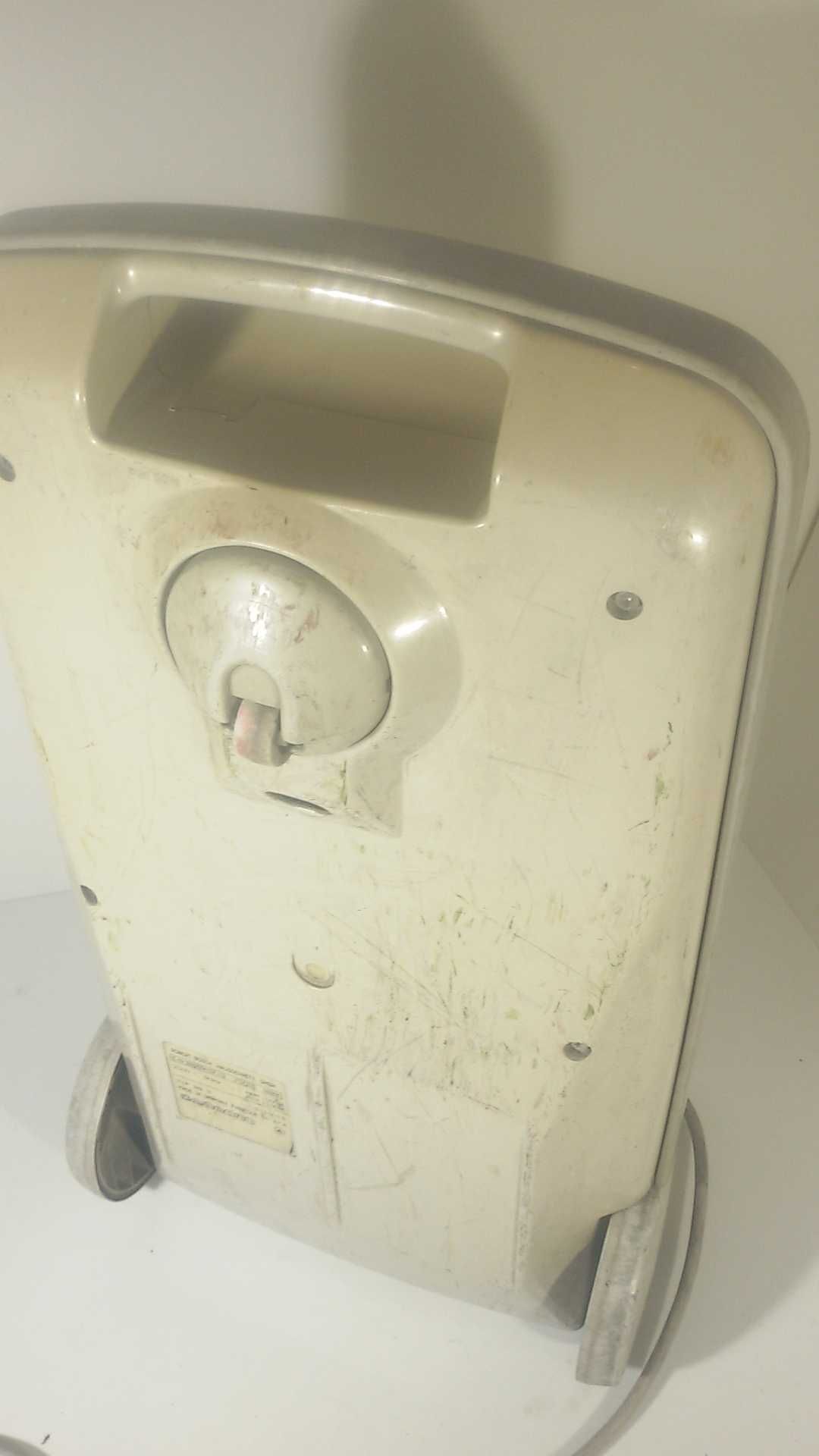 Ретро Bosch прахосмукачка TYP BS 5 1000 до 1100 W