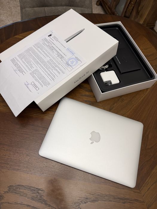 Продаю MacBook Air