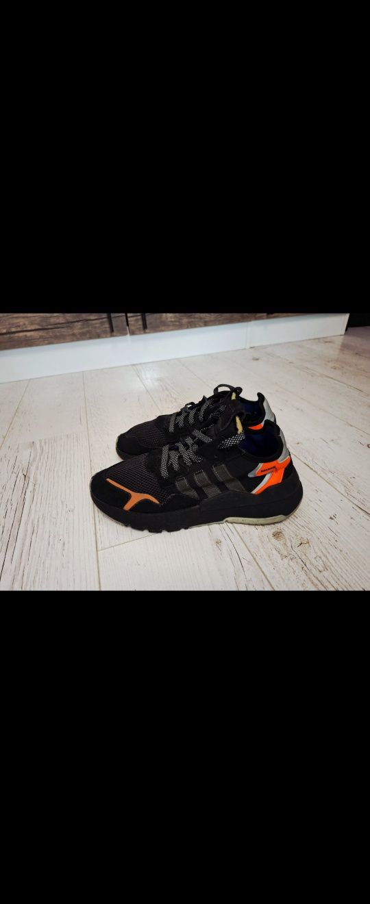 Adidas- Оригинални маратонки