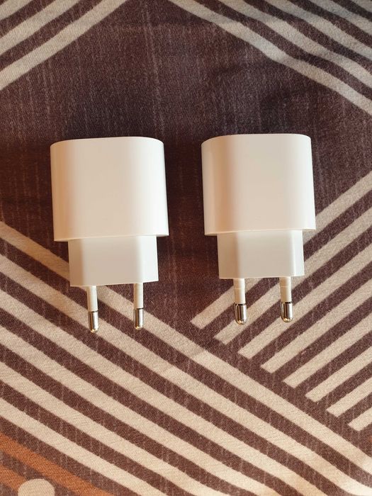 Продам оригинальное зарядное устройство от Iphone на 20w