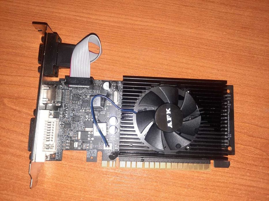 Видеокарты gf  gt610 и gt 710.