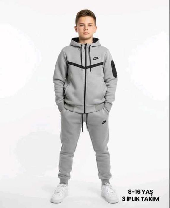 Ватирани детски комплекти