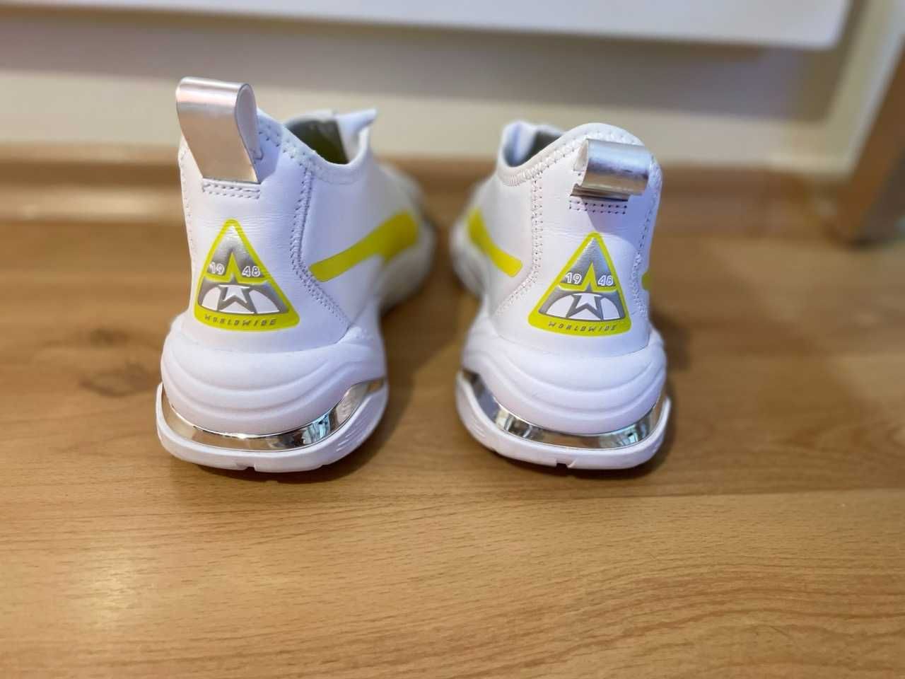 Дамски маратонки Puma Thunder TZ Metallic