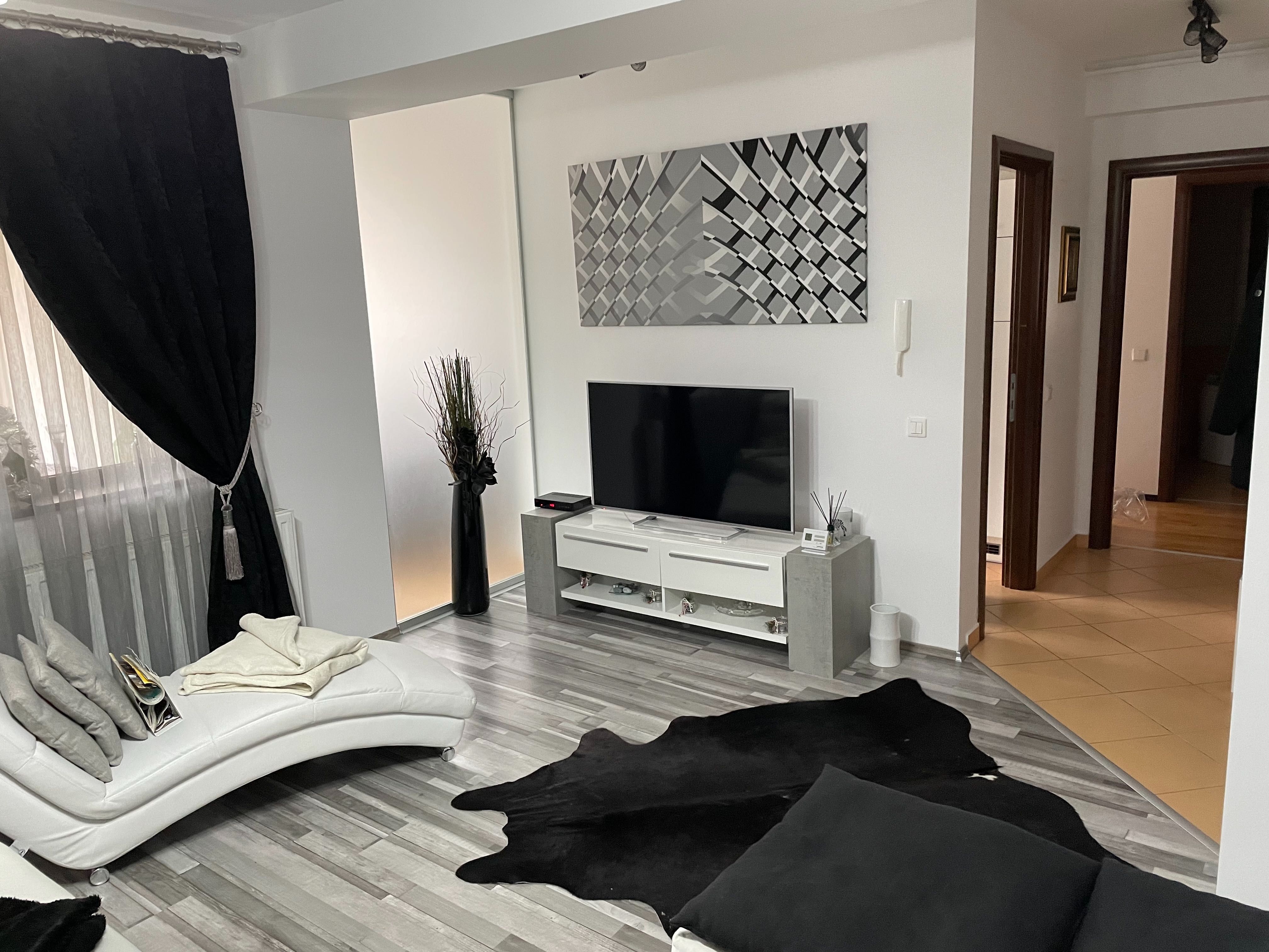 Apartament 3 camere Nou-Giulia DeLux Sinaia