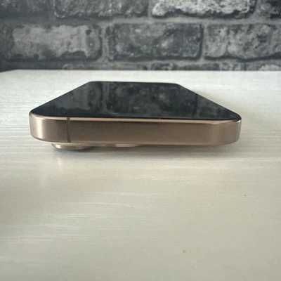 Iphone 16 pro с гаранция