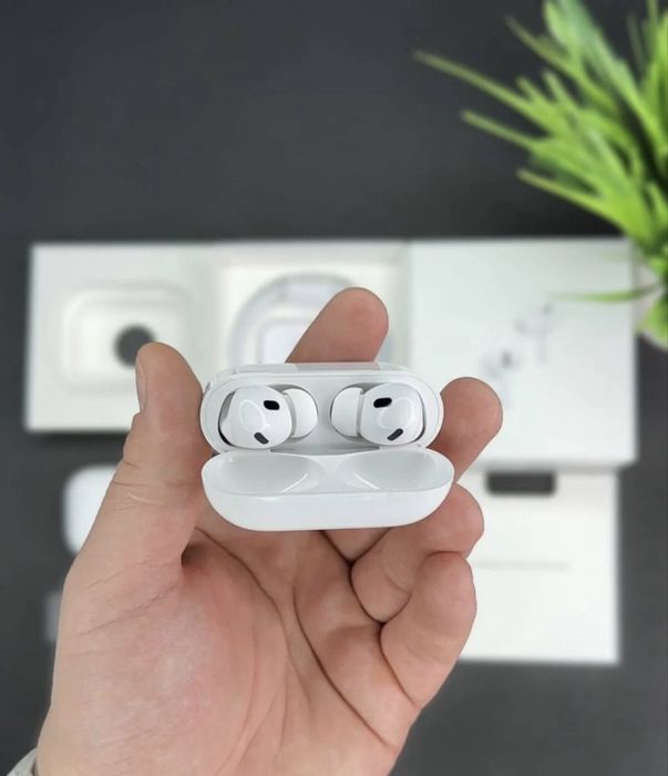 AirPods Pro 2.