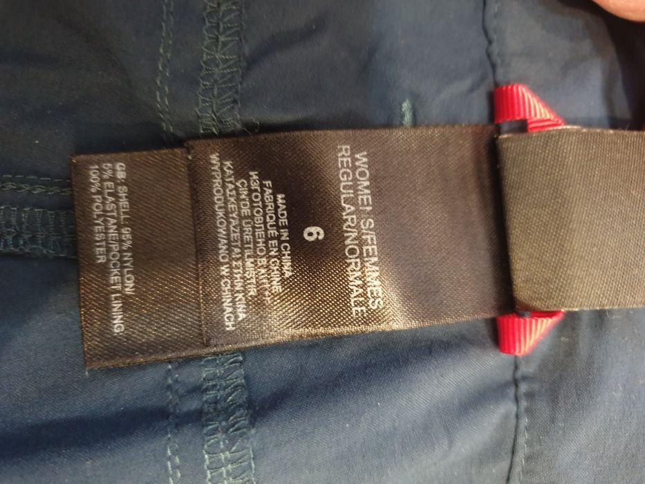 Vand pantaloni THE NORTH FACE marimea M