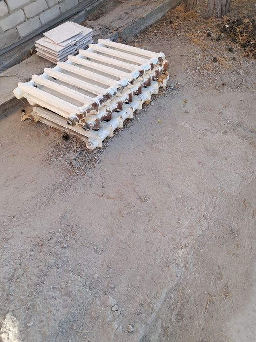 Продам чугунные батарей отопление бу