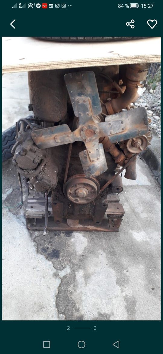 Dezmembrez motor tractor Fiat 750 OM