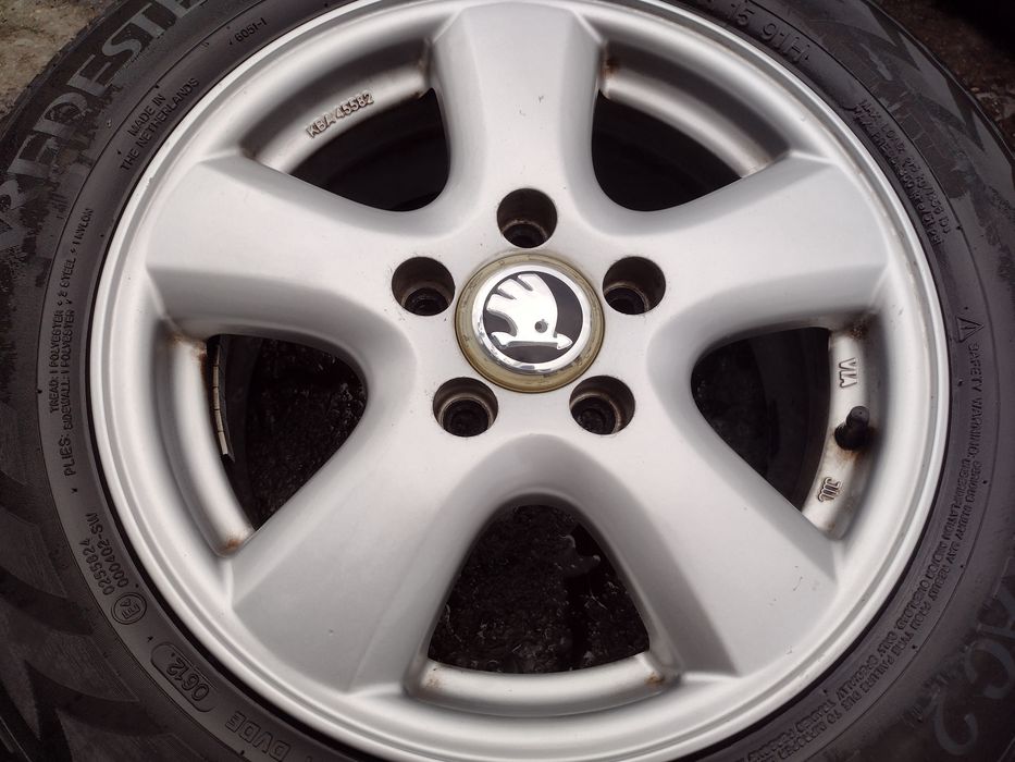 Перфектни Brock 15-5x112 ET50 6.5j Шкода Октавия 2