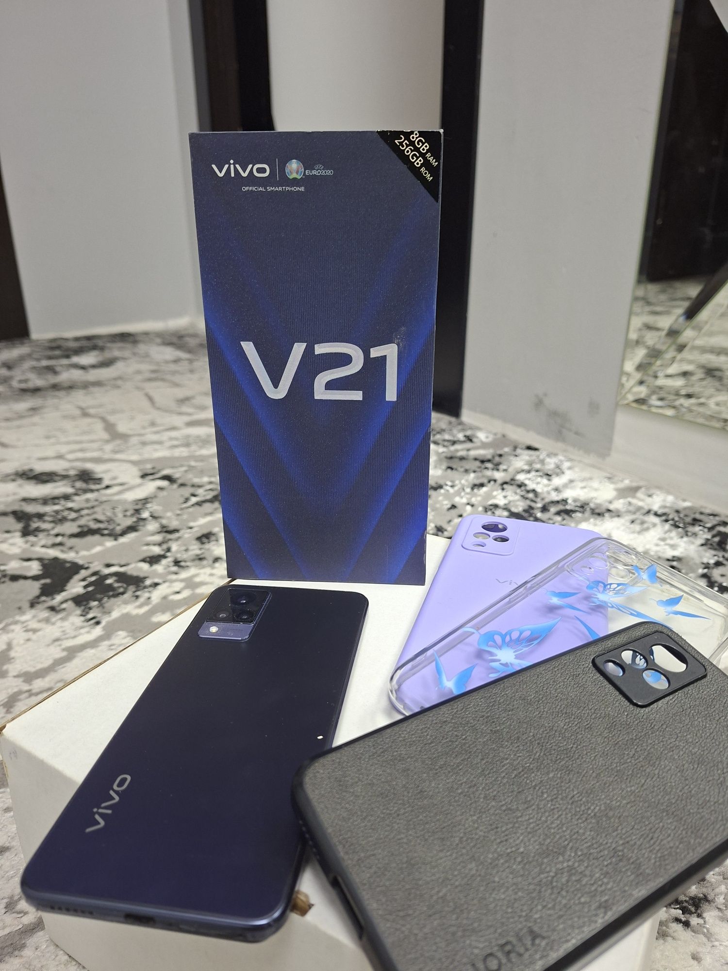 Vivo v21. 256gb полный комплект