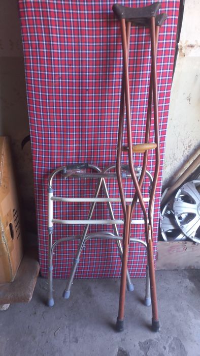 Продам кастыли,в хорошем состоянии.