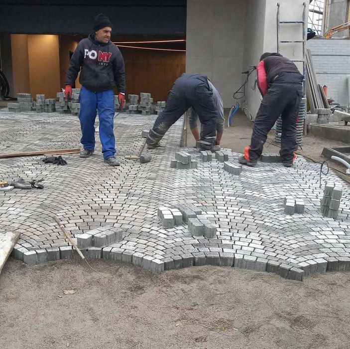 Демонтаж и монтаж тротоарни плочки бордюри павета