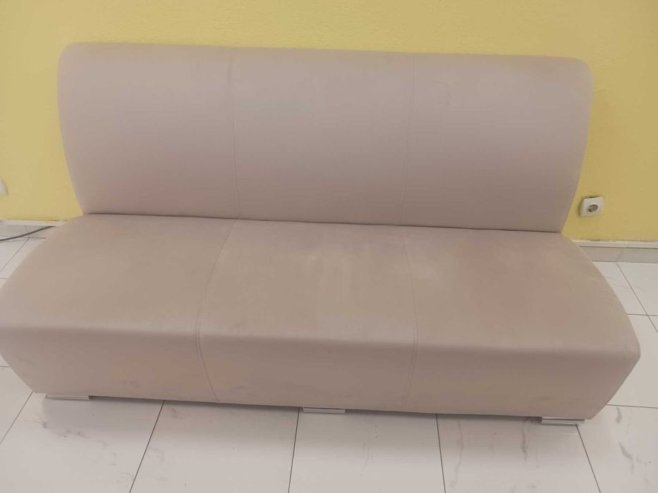 Канапе Артуро в гаранция