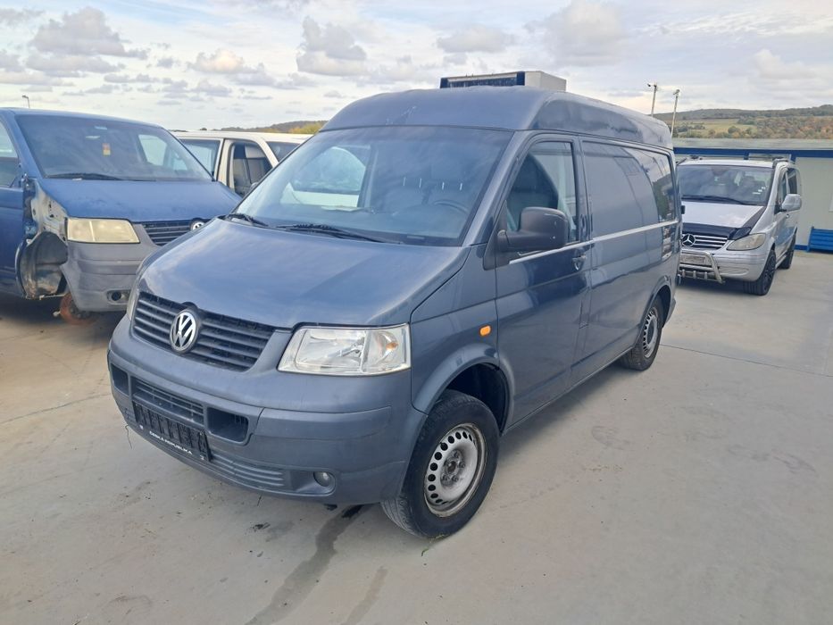 Фолксваген Т5 2.5 ТДИ VW Transporter T5 2.5 TDI АВТОМАТ НА ЧАСТИ