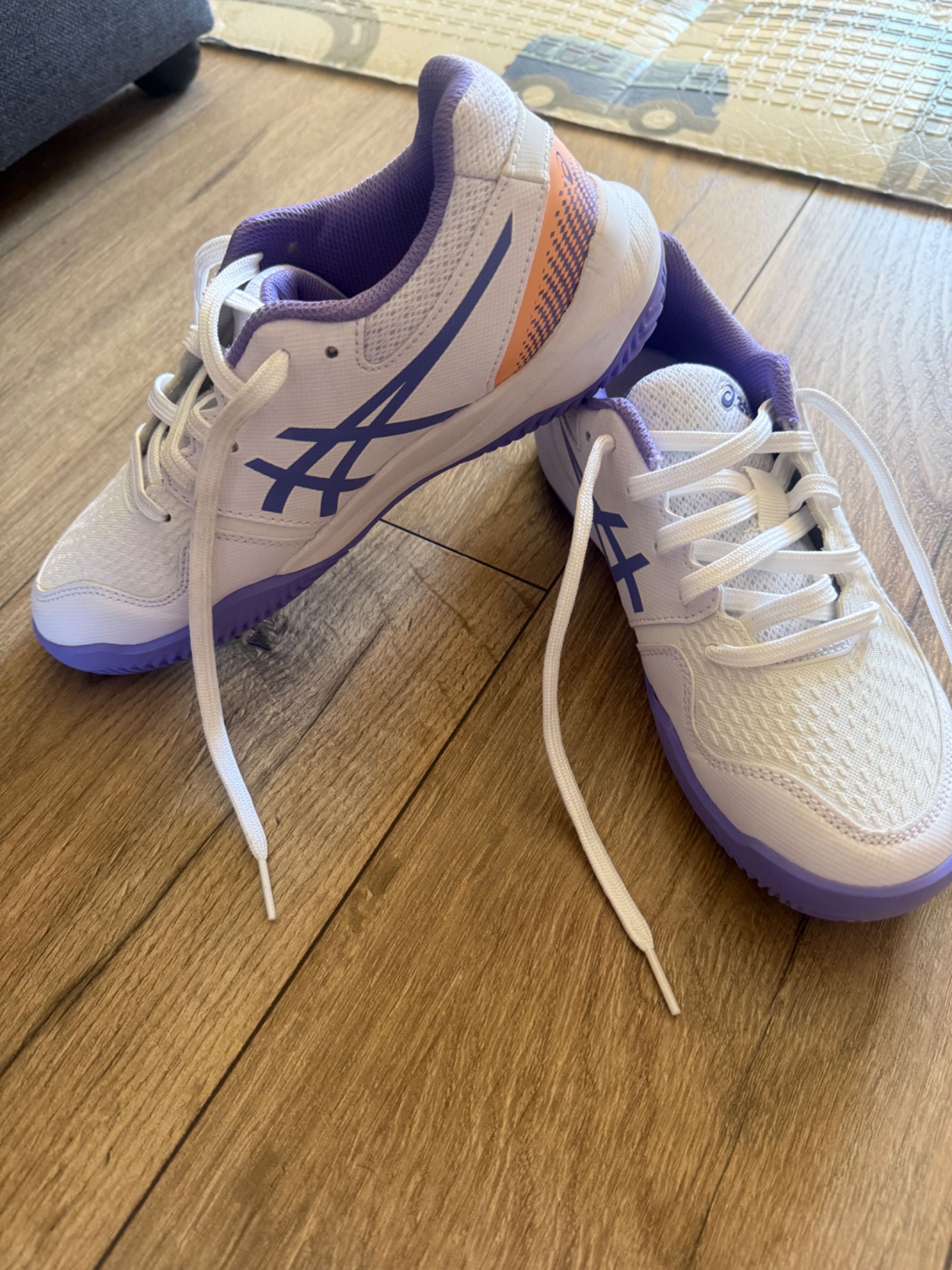 Маратонки за момиче  asics