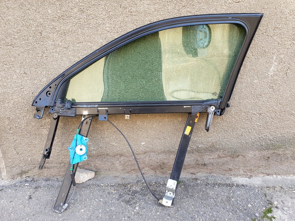 Macara electrica,geam dreapata fata și ușă ,Audi a4 b7