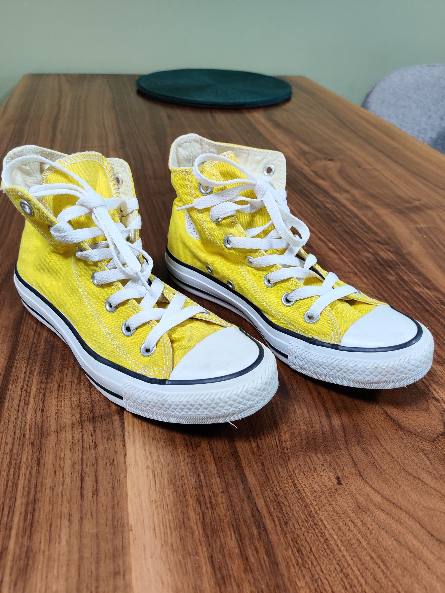 Жълти кецове Converse, размер 37,5
