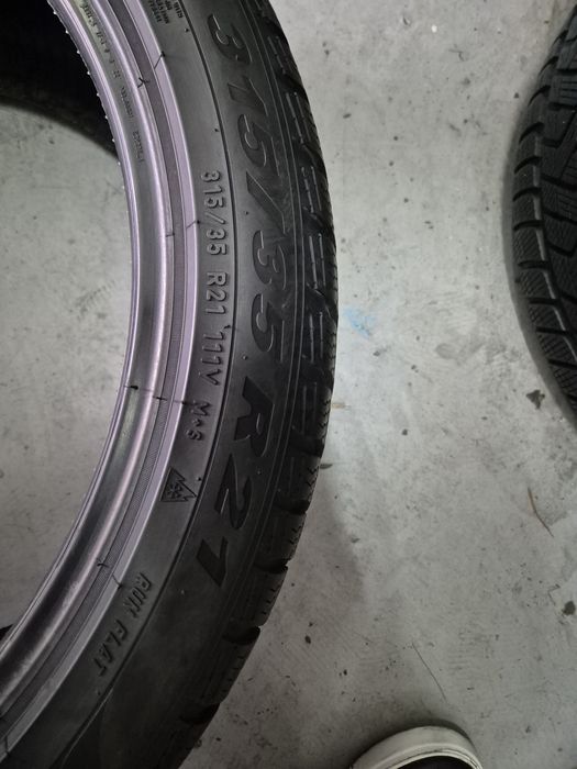 Vand set anvelope 315 35 21 si 275 40 21