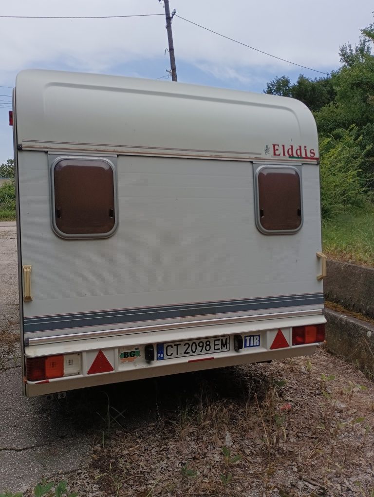 Продавам каравана Елдис
