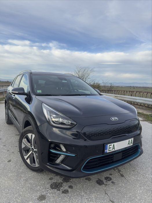 Kina Niro EV 2021 с гаранция към кия до 2028 г  64Кв  батерия 510км