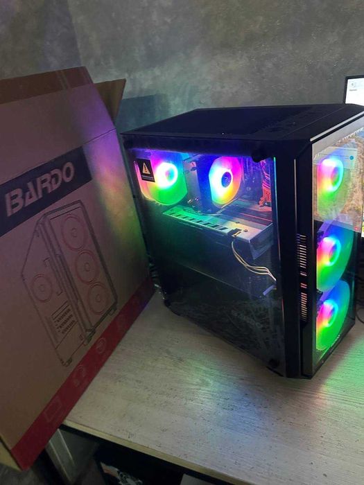 Игровой кейс 20 потоков / RX 580 8gb / DDR4 16gb / 512 Lexar ssd